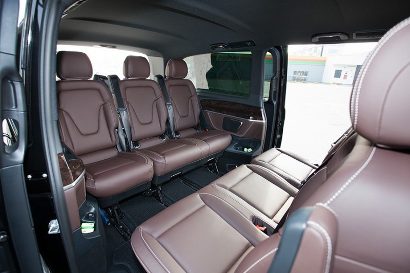 Interni in pelle di lusso della Mercedes V-Class